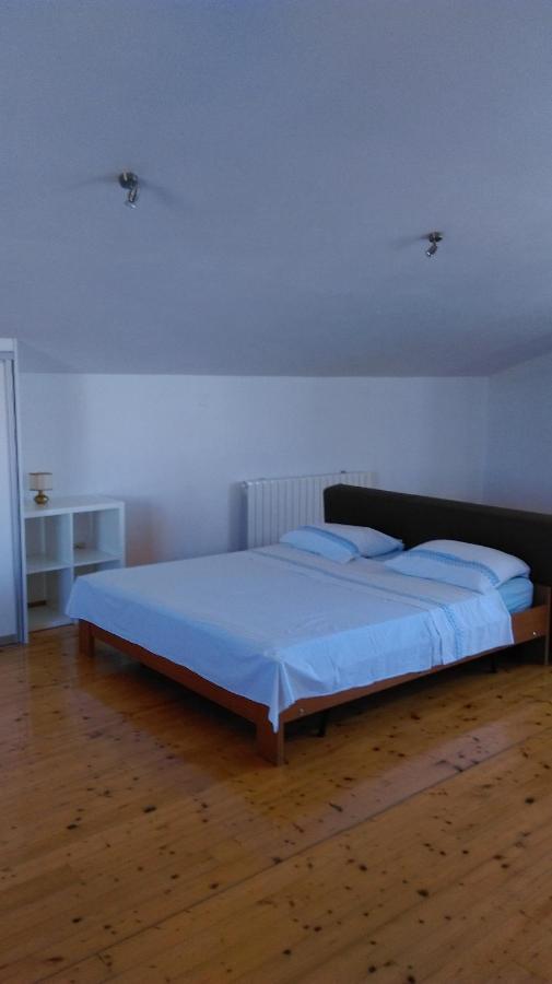 Apartment Elinor 2 Rovigno Esterno foto
