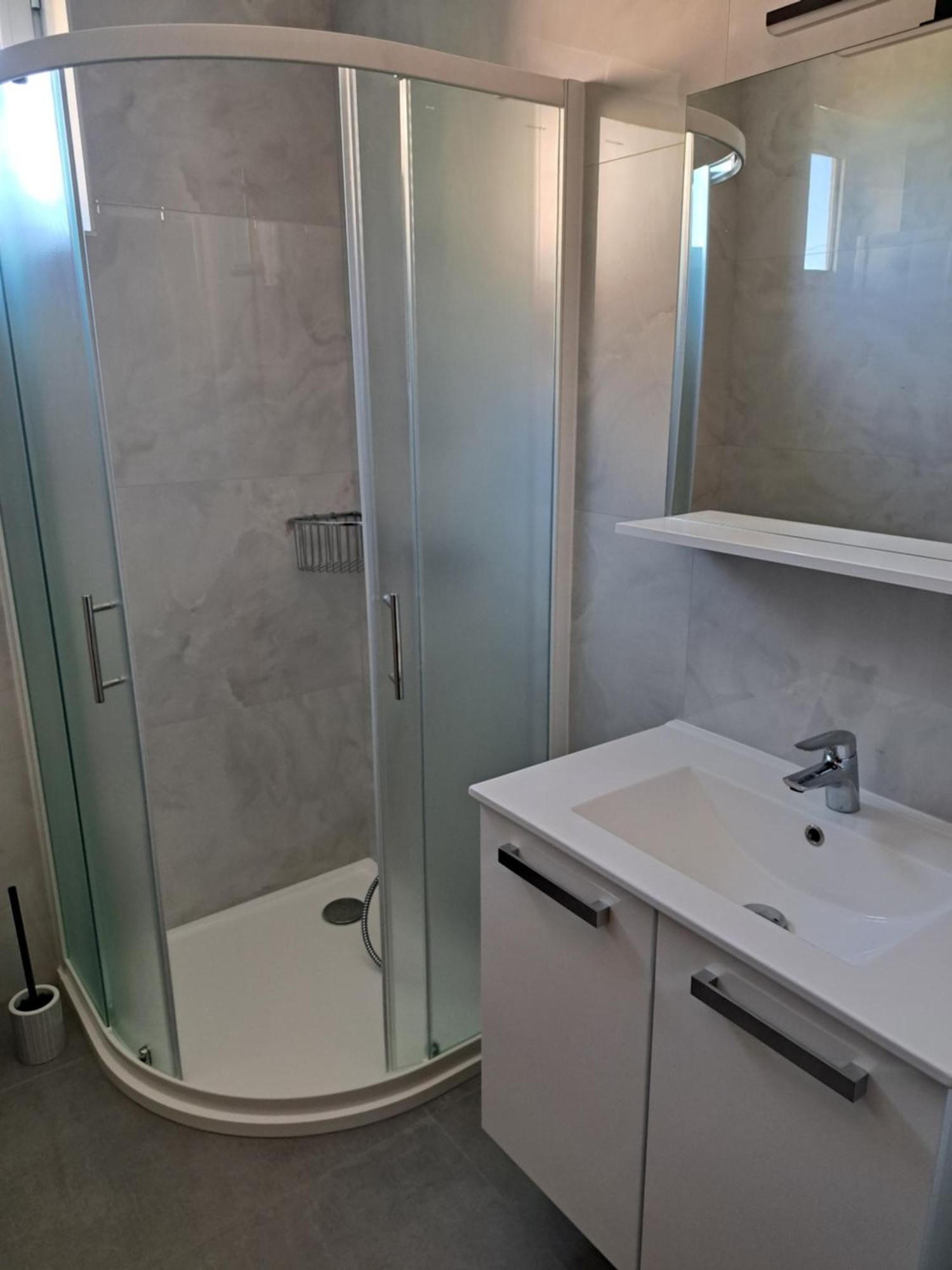 Apartment Elinor 2 Rovigno Esterno foto
